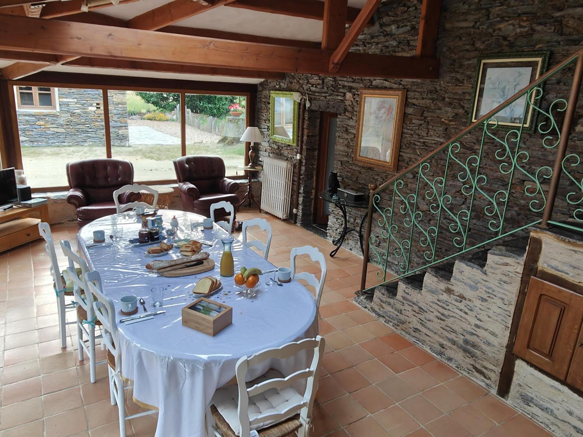 Les Fougerêts沙塞杜十八世纪旅馆住宿加早餐旅馆 外观 照片